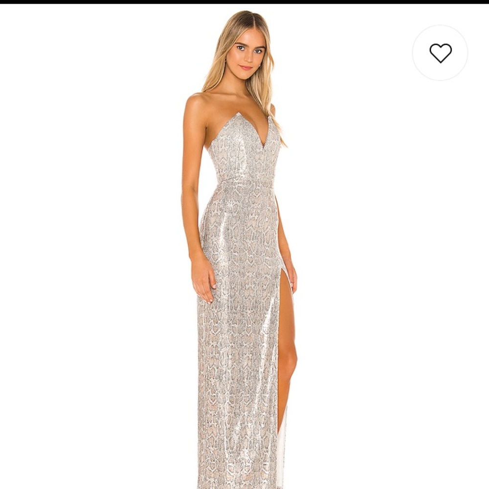 ISO EITHER DRESS